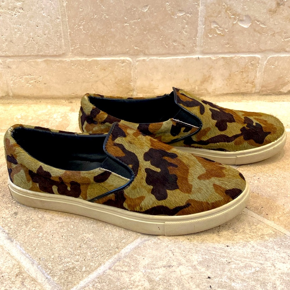 Steve Madden Camo slip on